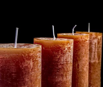 Zapachy świec o właściwościach uspokajających